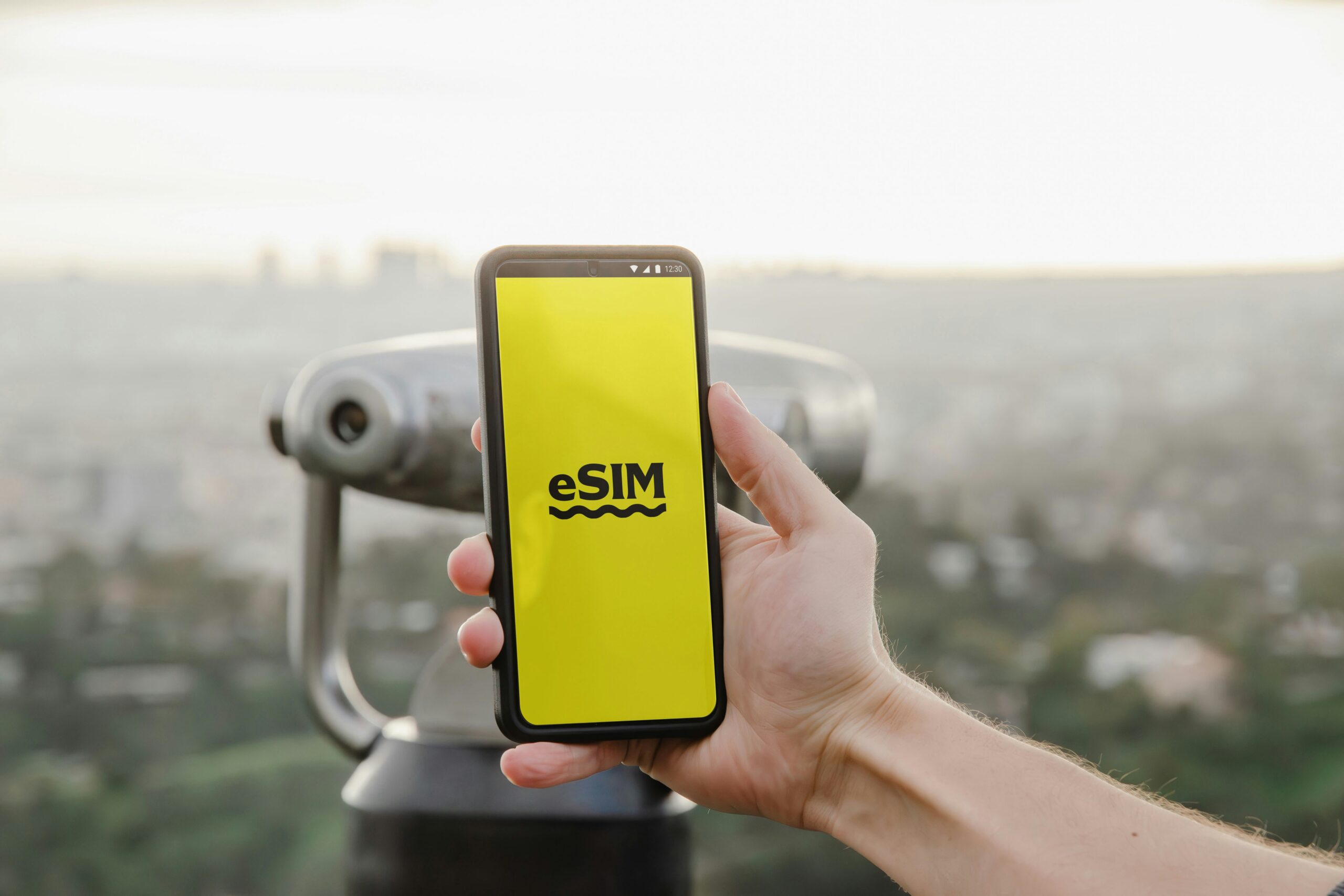 Les 5 meilleures applications pour avoir Internet moins cher en voyage